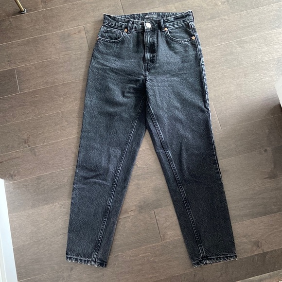 Zara Mom Jeans - Picture 1 of 2